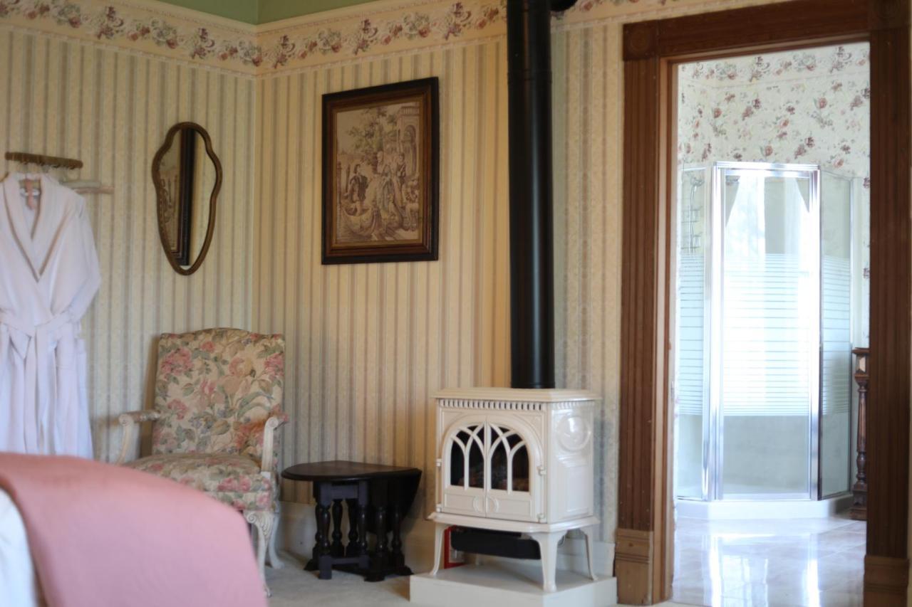 Adams Pragge House - Victorian Bed & Breakfast Порт-Таунсенд Экстерьер фото
