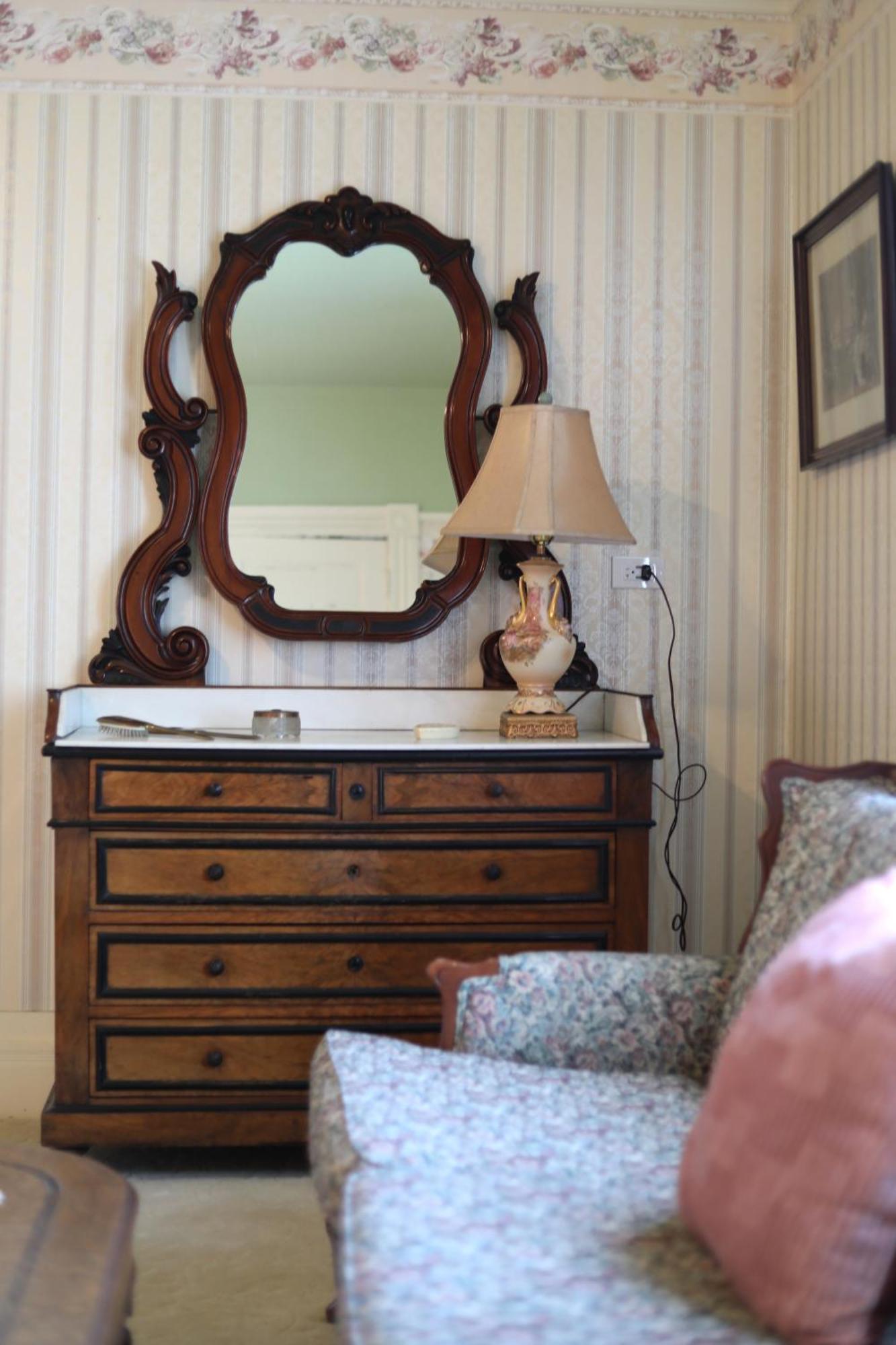Adams Pragge House - Victorian Bed & Breakfast Порт-Таунсенд Экстерьер фото
