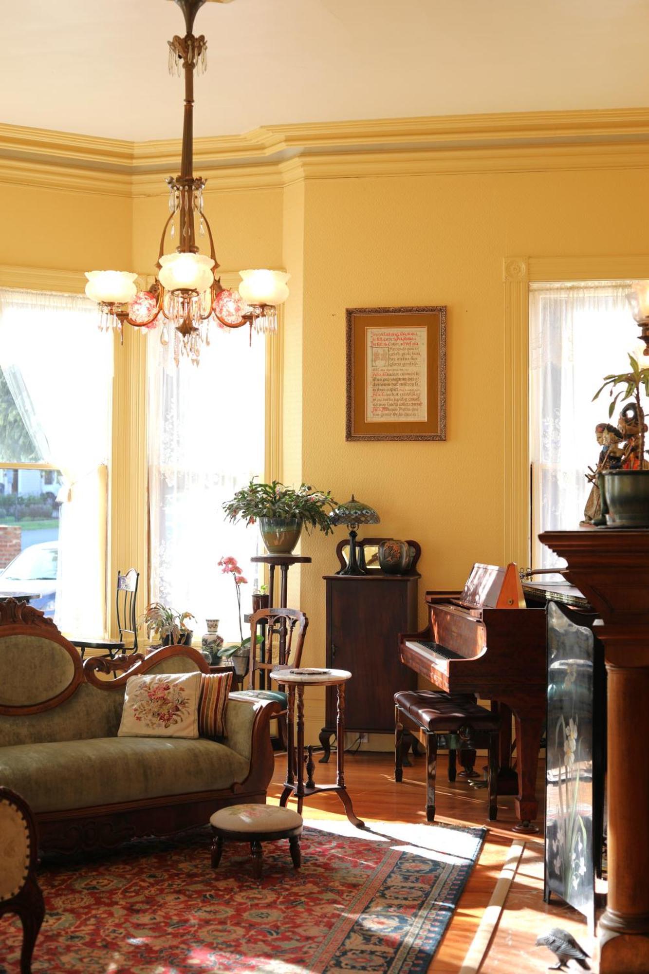 Adams Pragge House - Victorian Bed & Breakfast Порт-Таунсенд Экстерьер фото
