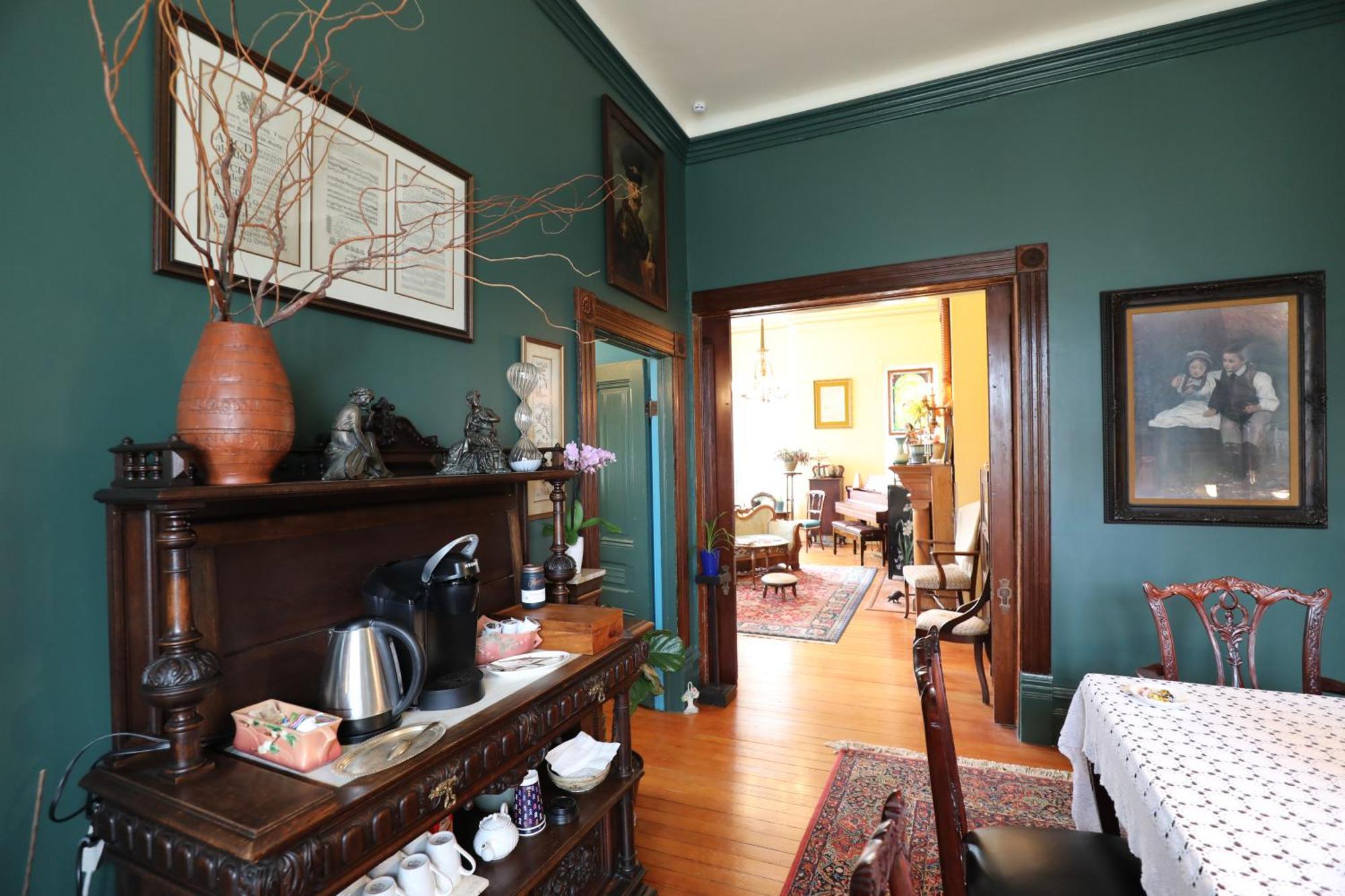 Adams Pragge House - Victorian Bed & Breakfast Порт-Таунсенд Экстерьер фото