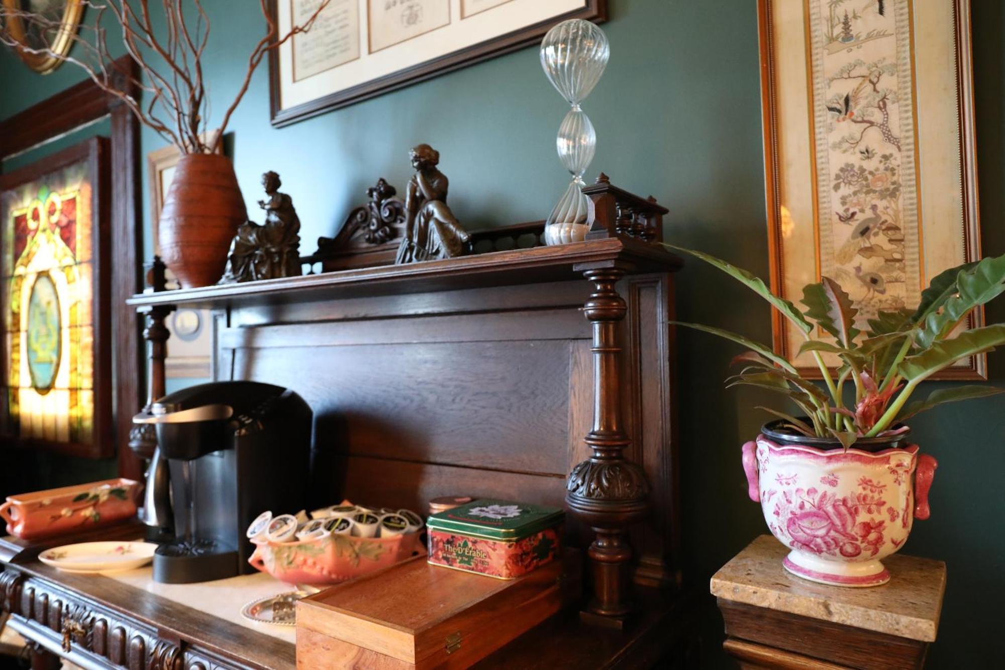 Adams Pragge House - Victorian Bed & Breakfast Порт-Таунсенд Экстерьер фото