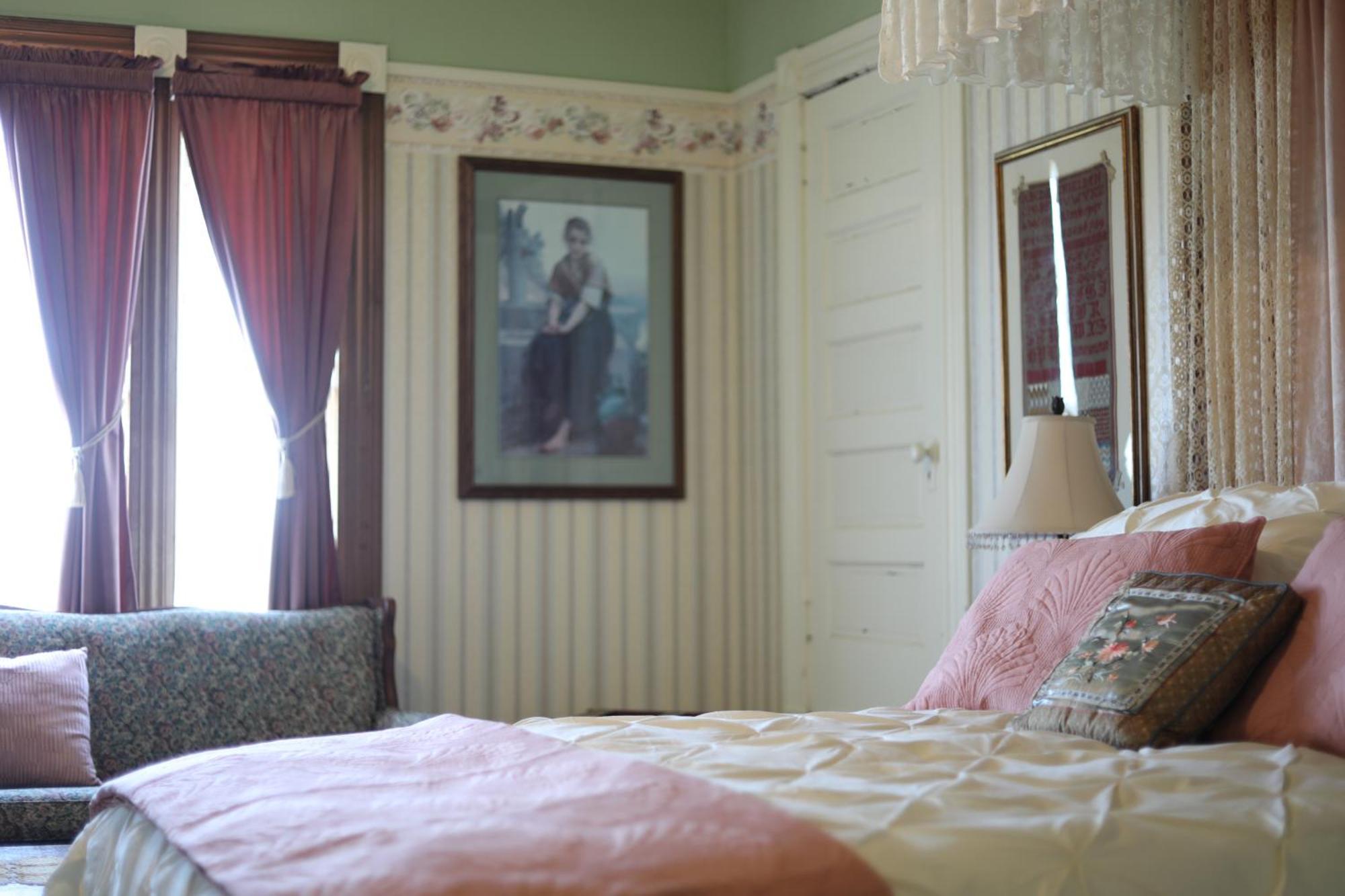 Adams Pragge House - Victorian Bed & Breakfast Порт-Таунсенд Экстерьер фото