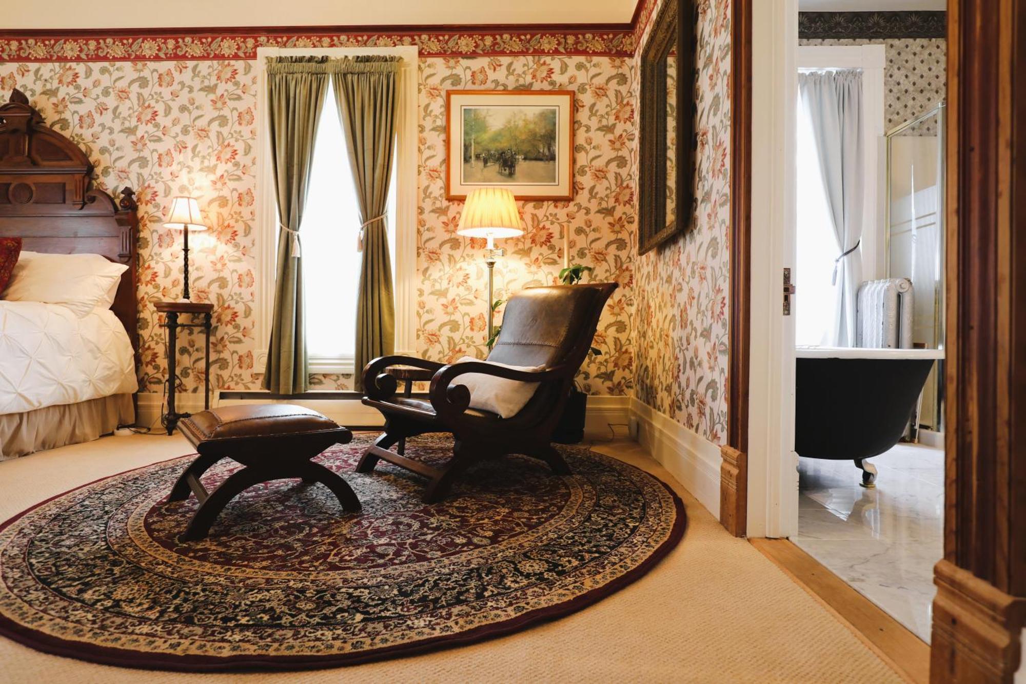 Adams Pragge House - Victorian Bed & Breakfast Порт-Таунсенд Экстерьер фото